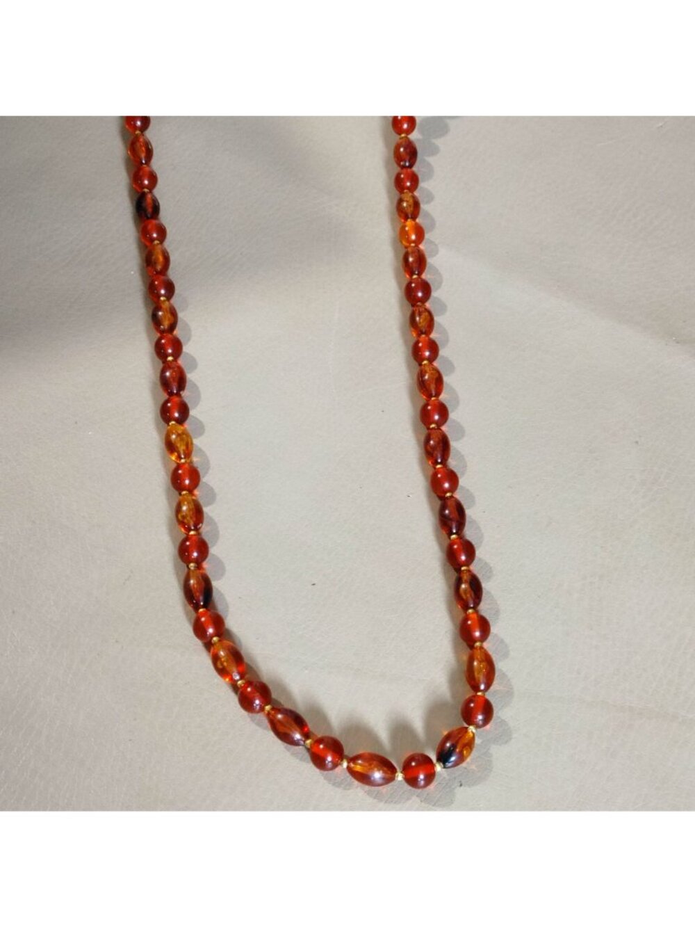 Hobe Necklace Vintage Brown Red Ambar Lucite Bead Gold Tone Accents 54 Inches - Picture 11 of 16